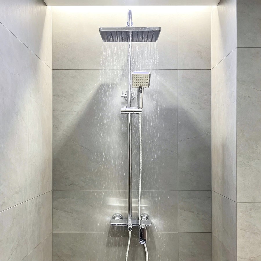 Sen cây tắm đứng nóng lạnh Gabba 095B