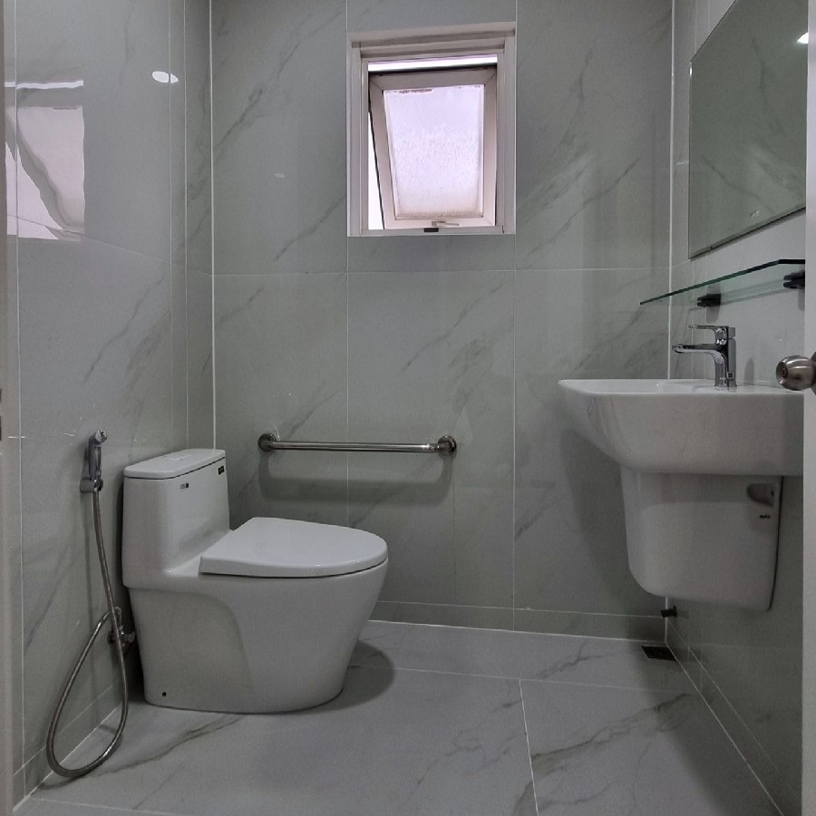 Thiết bị vệ sinh INAX