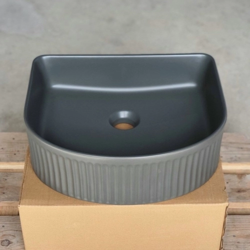 Bồn rửa mặt đặt bàn Gabba MF567