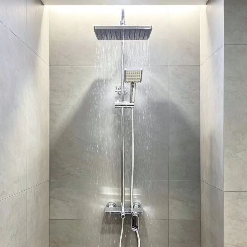 Sen cây tắm đứng nóng lạnh Gabba 095B